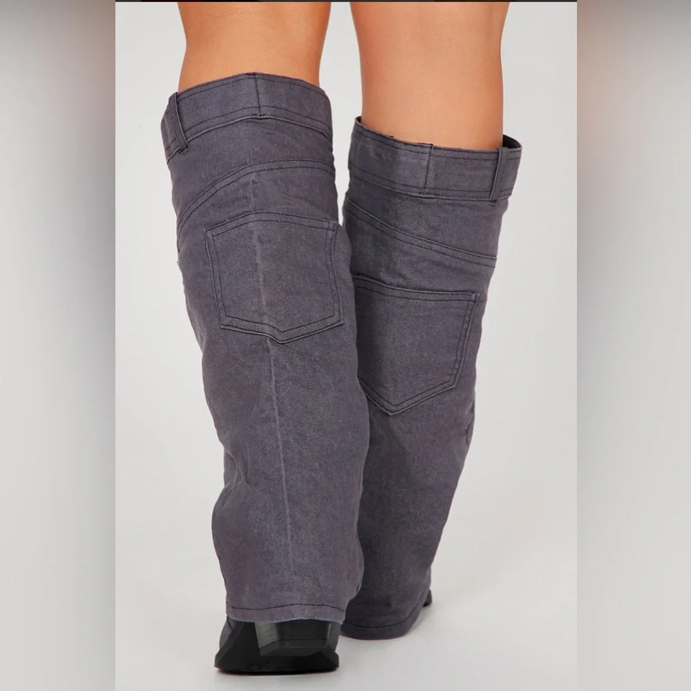 Fashion nova 90’s baby knee high heeled backwash overlay boot size 7.5